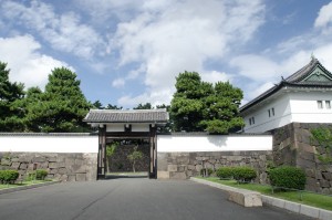 Sakuradamon gate